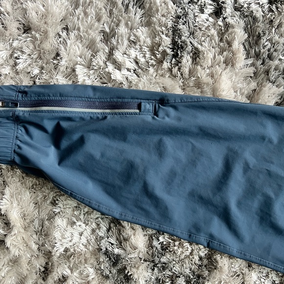 ‼️LULULEMON IRON BLUE SURGE JOGGERS‼️ - Picture 3 of 4